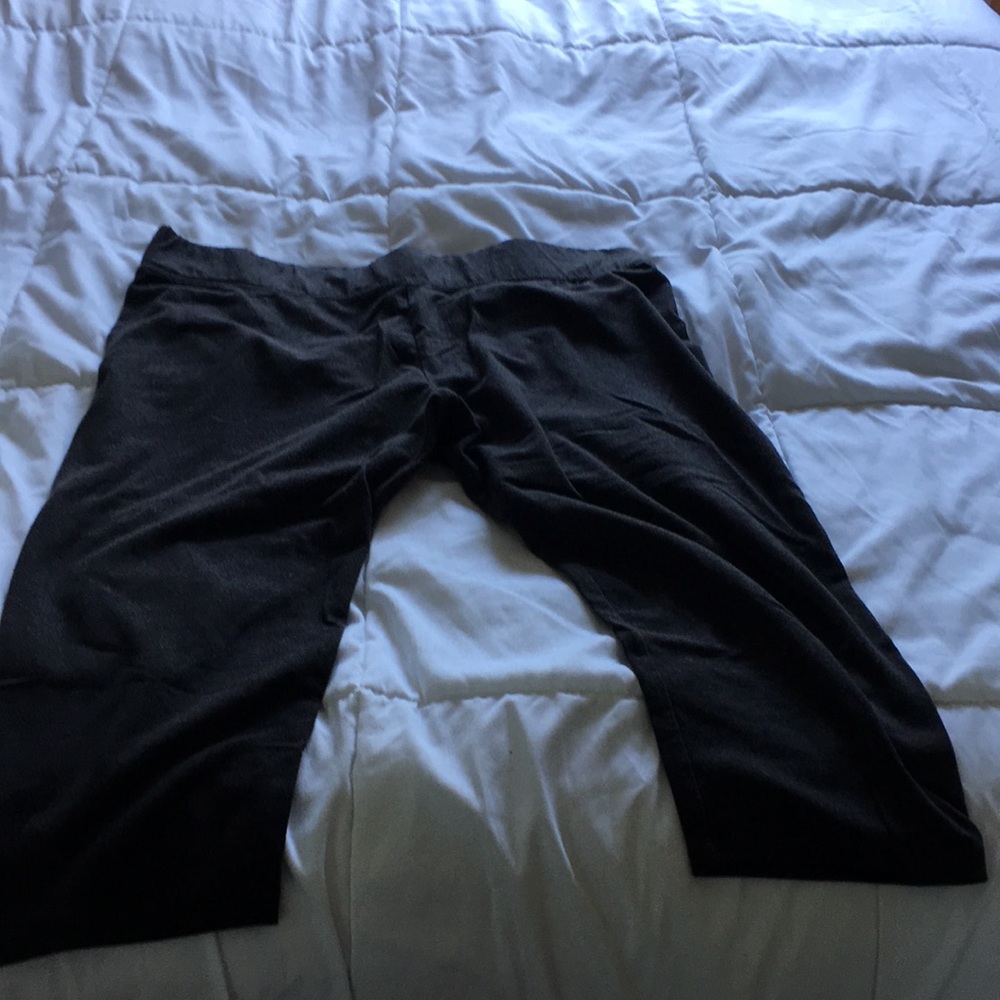 Black Capri leggings